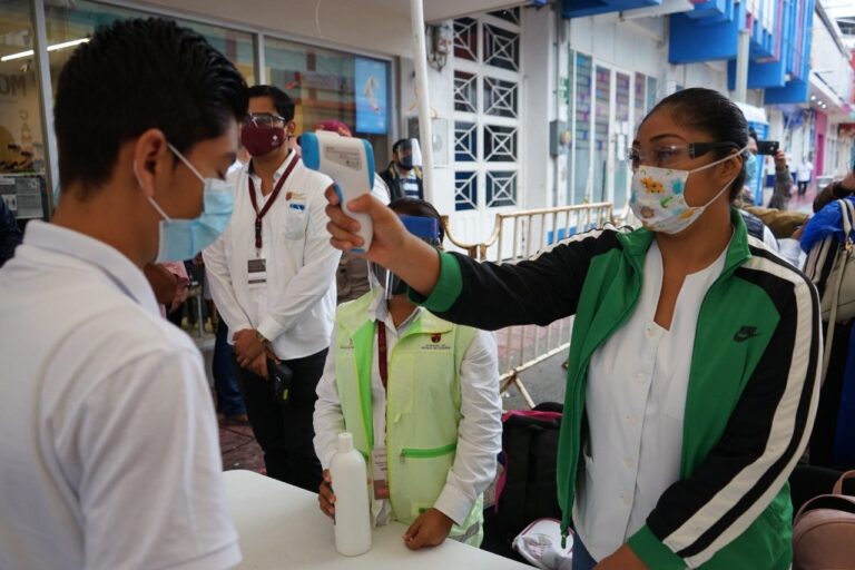 ENTRAN EN OPERACIÓN LOS FILTROS SANITARIOS Y DE CONTROL EN EL CENTRO DE TAPACHULA