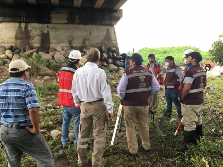 ORDENAN CIERRE TOTAL DE PUENTE DEL RÍO COATÁN EN EL LIBRAMIENTO SUR