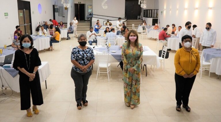 EL AYUNTAMIENTO DE TAPACHULA CONMEMORA EL “DÍA DEL BIBLIOTECARIO”