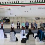 Conferencia frente al avión presidencial muestra lujos de gobiernos neoliberales: presidente; avanza venta de aeronave y de boletos de la Lotería