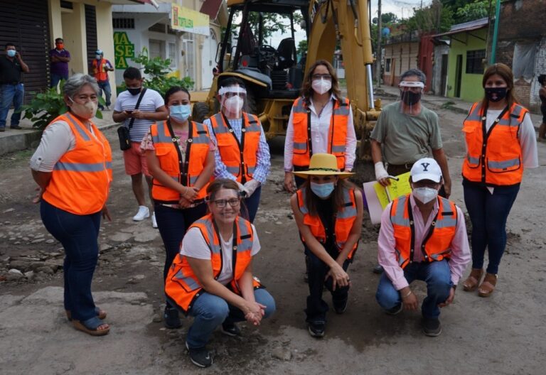 AYUNTAMIENTO INICIA OBRA DE PAVIMENTACIÓN MIXTA DE CALLES EN COLONIA “VILLA LAS FLORES”