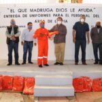 EL gobierno de Villaflores entrega 3 kits de uniformes para trabajadores de limpia del Ayuntamiento de Villaflores