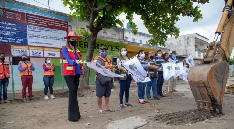 INICIAN OBRA PARA COMUNICAR A COLONIAS DEL SUR-ORIENTE DE TAPACHULA