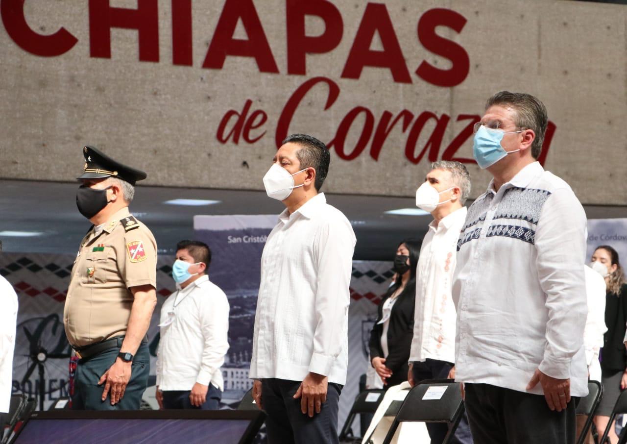 Acompaña Llaven al gobernador a ceremonia del 196 Aniversario de la Federación de Chiapas a México