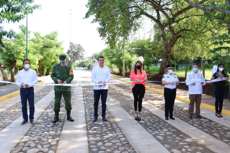 Inaugura Rutilio Escandón infraestructura vial en Tapachula