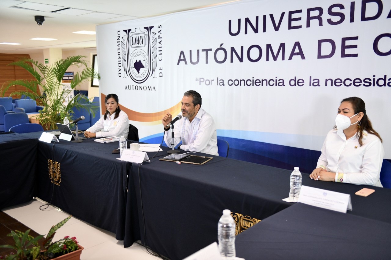 Resaltan crecimiento académico de la Facultad de Negocios de la UNACH  en Tapachula