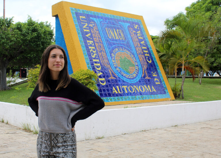 Destaca estudiante catalana de intercambio en la UNACH calidad académica de la institución