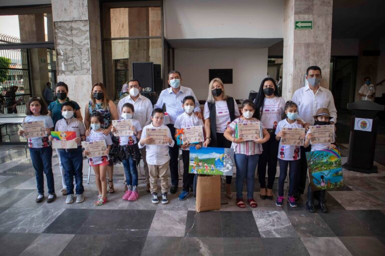 Premian a ganadores del concurso de dibujo infantil:” Imagina un mundo sin violencia”