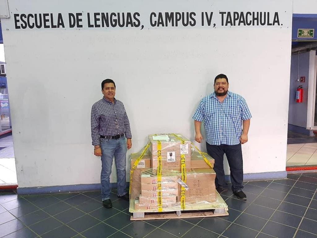 Dona ACNUR equipos de cómputo a la Escuela de Lenguas Tapachula de la UNACH