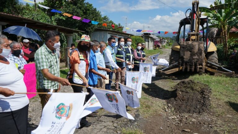 OBRAS DE IMPACTO SOCIAL BENEFICIAN A COLONIAS Y EJIDOS