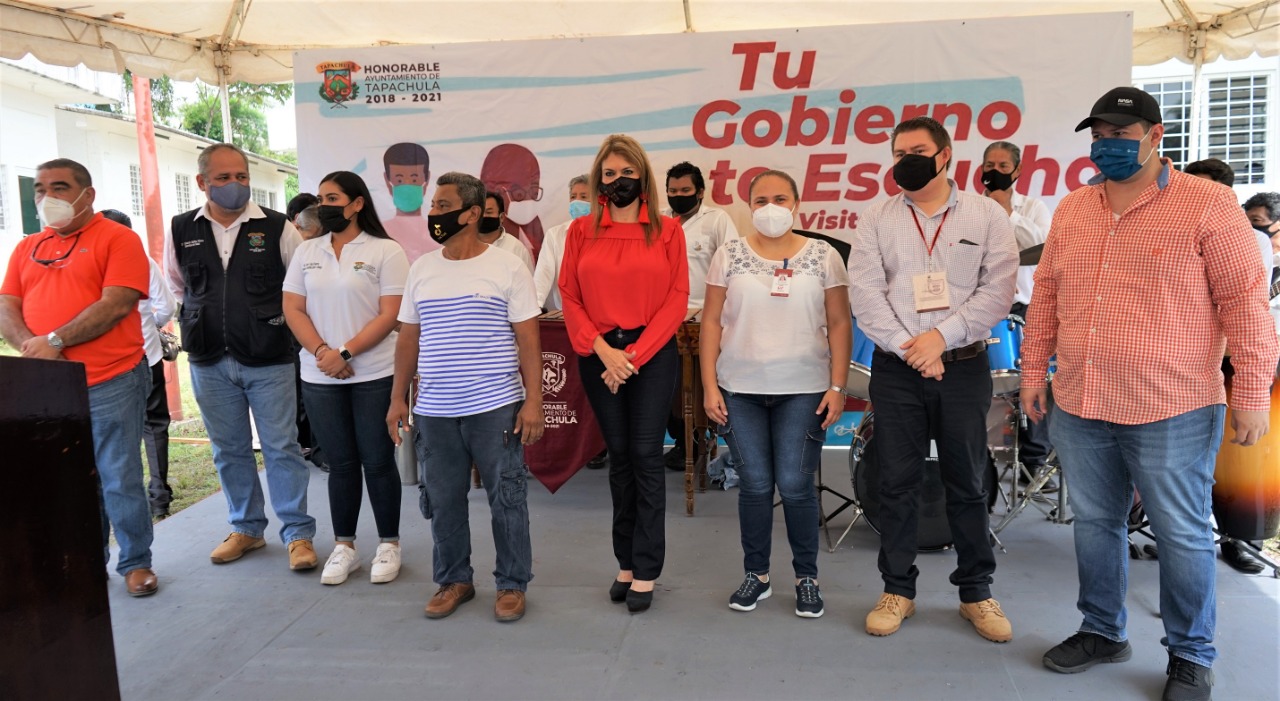 GOBIERNO DE TAPACHULA ACERCA SERVICIOS A LAS COLONIAS Y COMUNIDADES