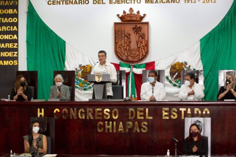 Presenta Rutilio Escandón Cadenas II Informe de Gobierno