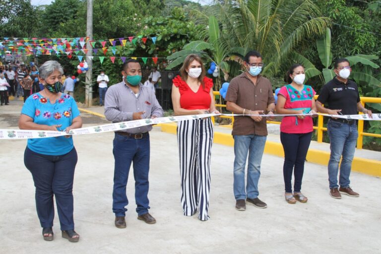 AYUNTAMIENTO DE TAPACHULA CONSTRUYÓ PUENTE VEHICULAR EN VALLE HERMOSO