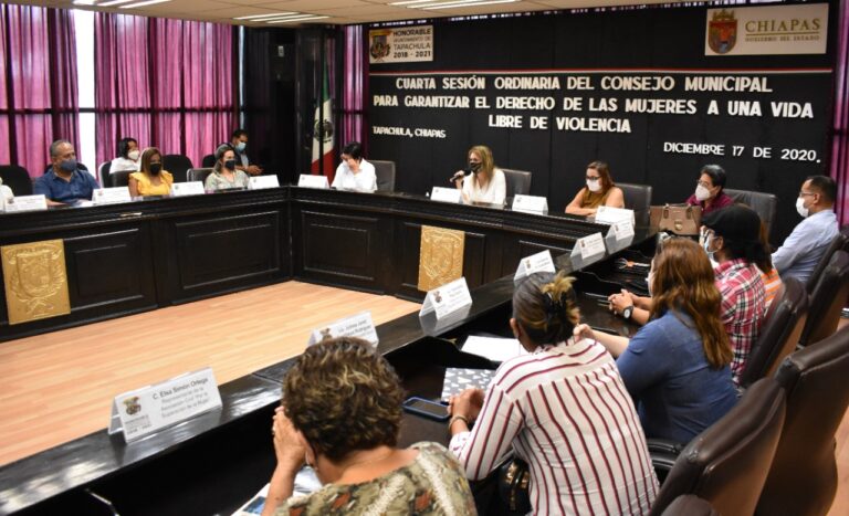 AYUNTAMIENTO DE TAPACHULA HACE FRENTE COMÚN PARA COMBATIR LA VIOLENCIA HACIA LAS MUJERES