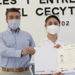 Rutilio Escandón entrega títulos a 723 estudiantes del Cecyte Chiapas