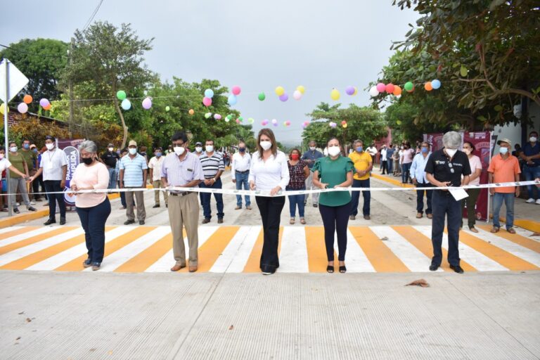 AYUNTAMIENTO DE TAPACHULA INAUGURA NUEVAS VIALIDADES EN ÁLVARO OBREGÓN