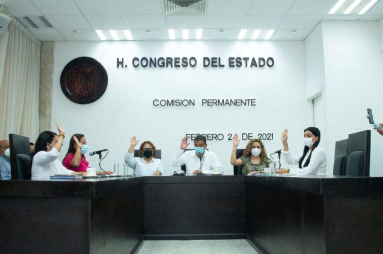 Comisión Permanente aprueba licencias de alcaldes e integrantes de diversos Ayuntamientos