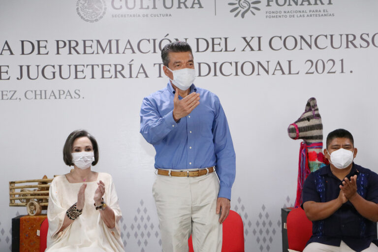 Rutilio Escandón encabeza Premiación del XI Concurso Estatal de Juguetería Tradicional