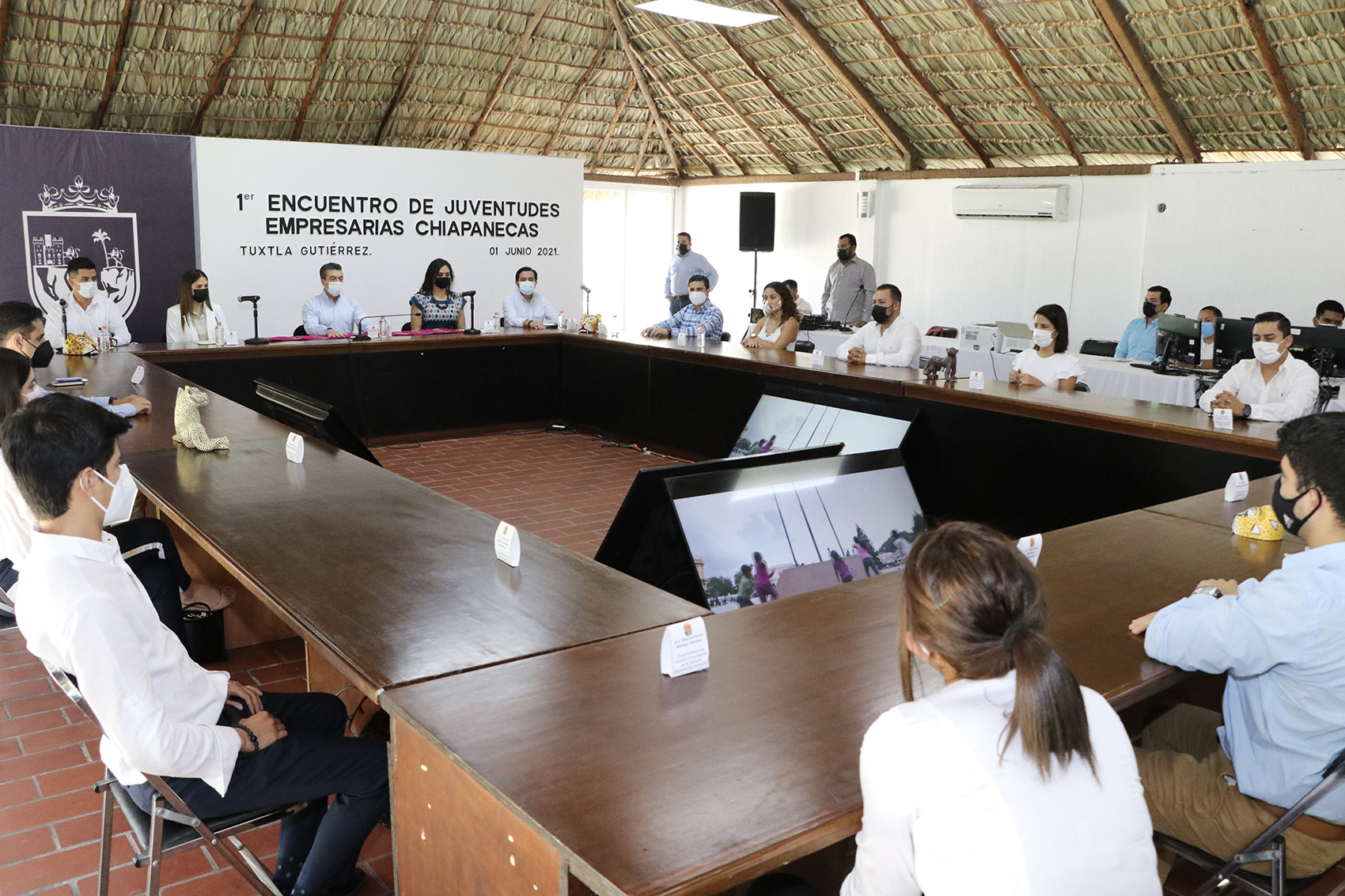 Jóvenes comparten experiencias en el Primer Encuentro de Juventudes Empresarias Chiapanecas