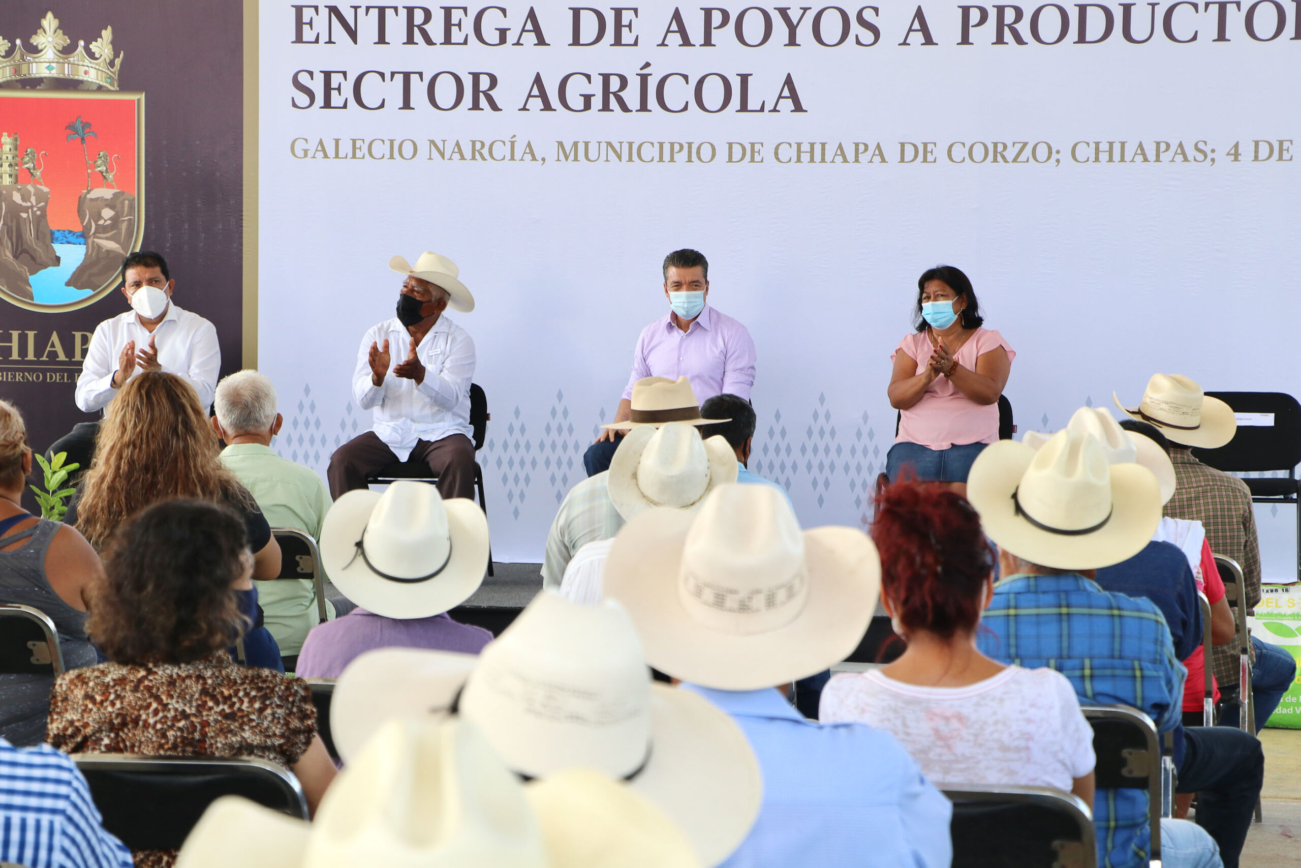 Encabeza Rutilio Escandón entrega de apoyos a productores del sector agrícola de Chiapas