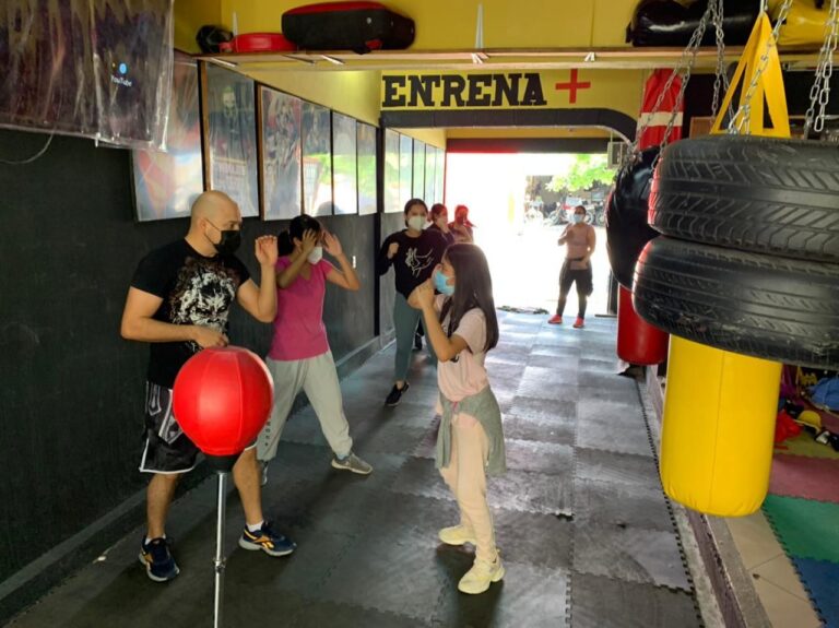 Promueve Indeporte curso sobre tácticas de prevención-reacción contra agresiones a mujeres