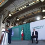 Presidente nombra nueva consejera jurídica de la Presidencia; agradece gestión de Scherer Ibarra en el movimiento de transformación