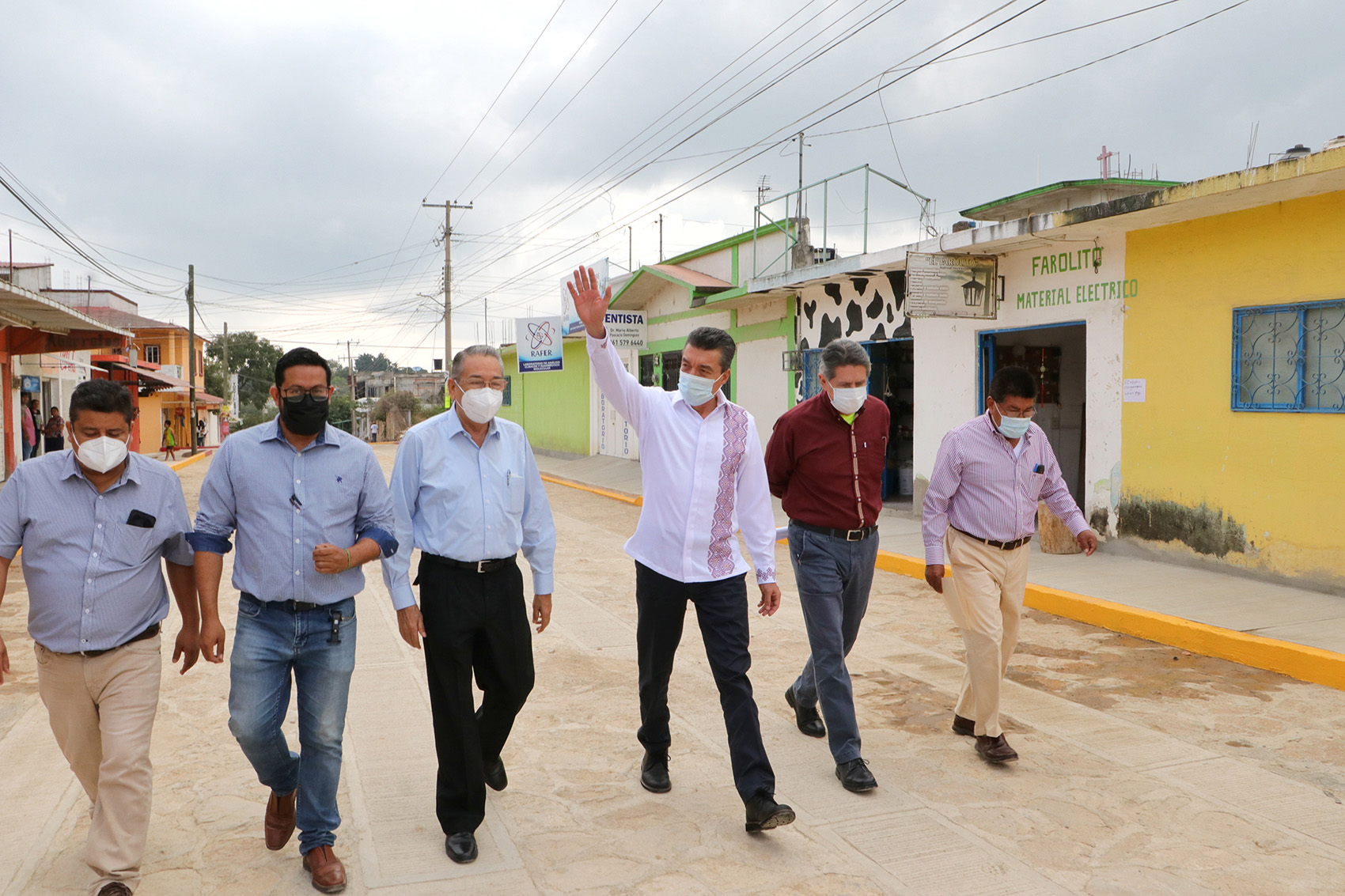 Rutilio Escandón y Carlos Morales inauguran obras en la Colonia El Jobo