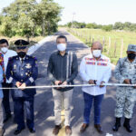 Tras añeja petición, Rutilio Escandón inaugura tramo carretero hacia Zona Aérea Militar, en Palenque