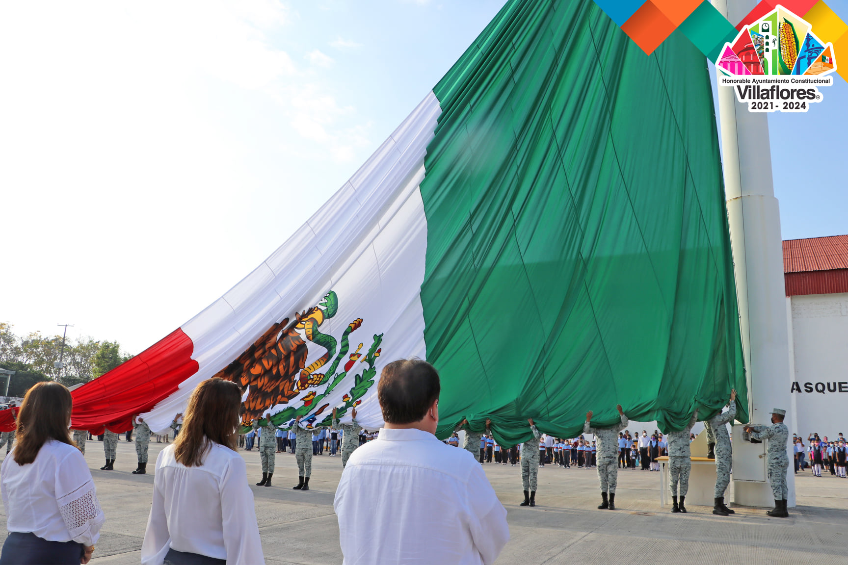En Villaflores se conmemora el Día de la Bandera