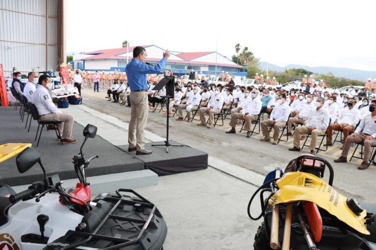 Mejoran parque vehicular y equipo para reforzar la protección civil en Chiapas￼