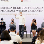 Entrega Rutilio Escandón herramientas para fortalecer el Programa “Vecino Vigilante”￼