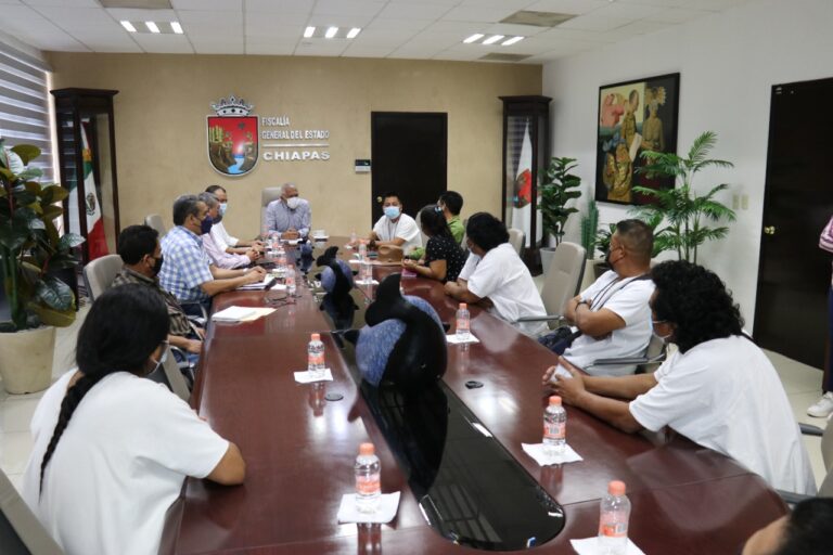 Autoridades de Bienes Comunales de la Zona Lacandona reconocen labor de la FGE para garantizar la paz y la tranquilidad en la región￼