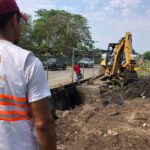 DESAZOLVAN DRENES Y ALCANTARILLAS EN TAPACHULA