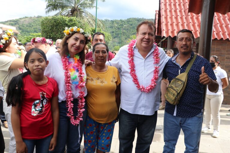 Mariano Rosales entrega parque digno en ejido Villahidalgo