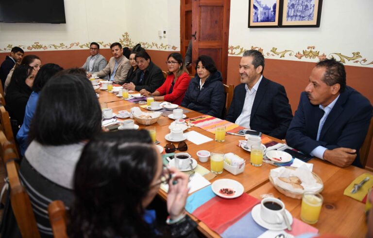 Resalta el rector de la UNACH, Carlos Faustino Natarén Nandayapa, la importancia de aumentar la cobertura de la educación superior