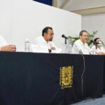 Se reúne  el rector  de la UNACH, Carlos F. Natarén Nandayapa con personal de la Dirección General de Infraestructura y Servicios Generales￼