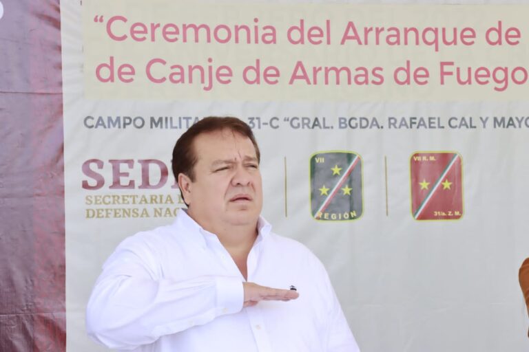 Mariano Rosales Zuarth asiste como invitado al arranque de la Campaña de Canje de Armas