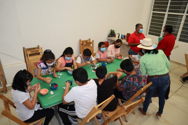 Se realiza curso ambiental para niñas y niños en la biblioteca pública José Emilio Grajales