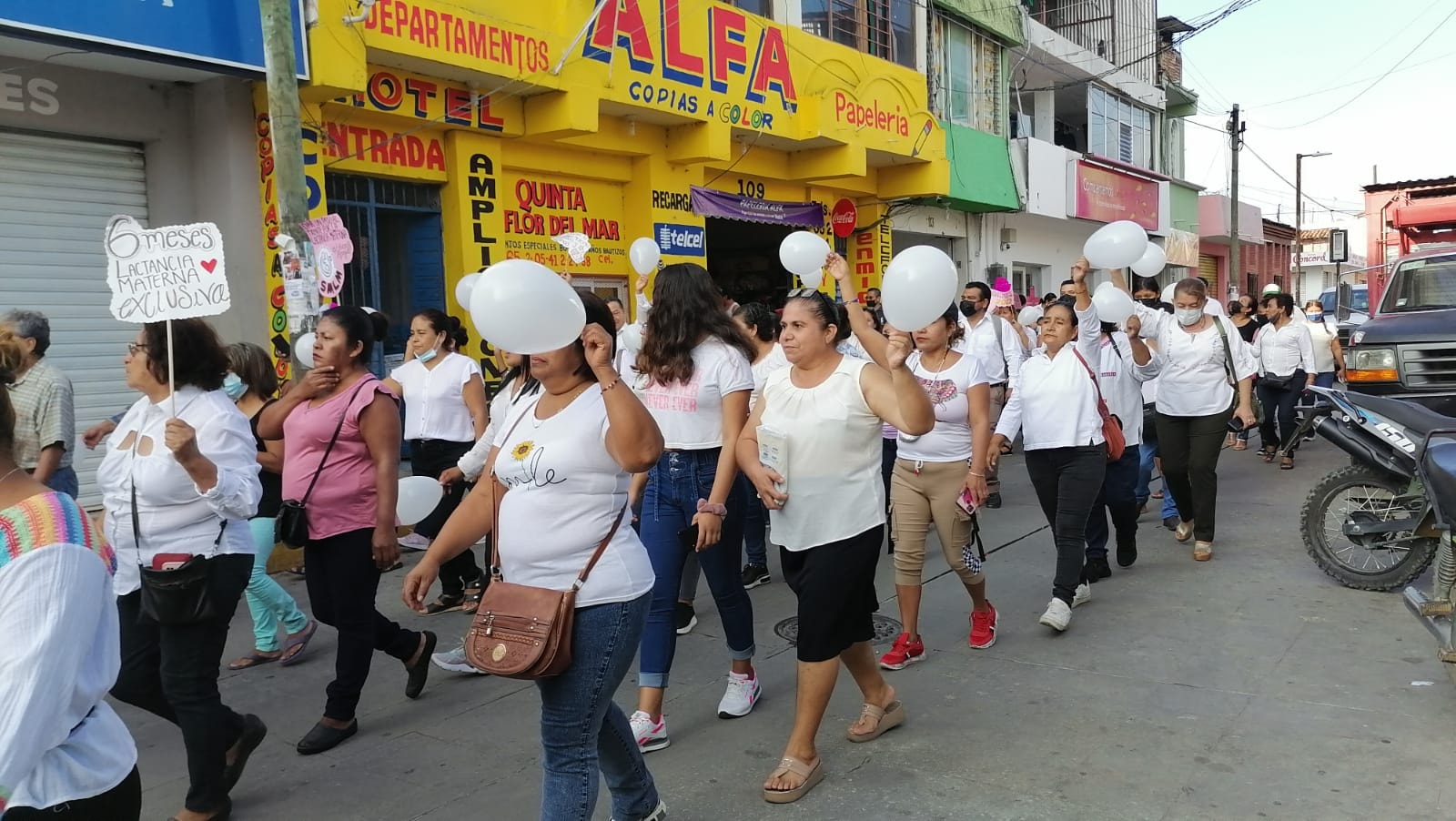 En la Semana Mundial de la Lactancia Materna se realiza marcha en Villaflores