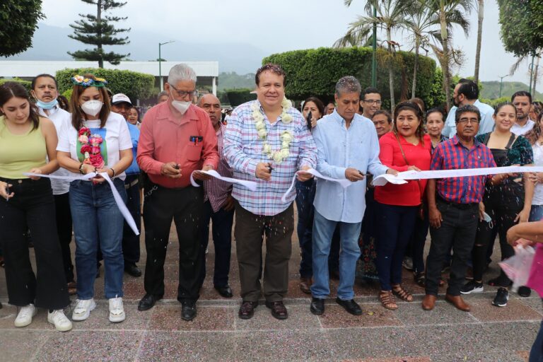 Inaugura alcalde Mariano Rosales remodelación del parque del ejido Nuevo México