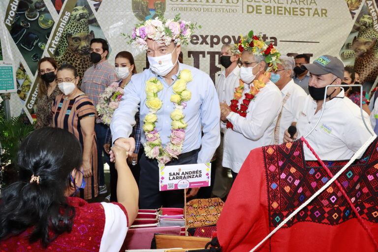 Rutilio Escandón inaugura Tianguis de Corazón-Sembrando Vida; firma convenio con la Secretaría de Bienestar federal