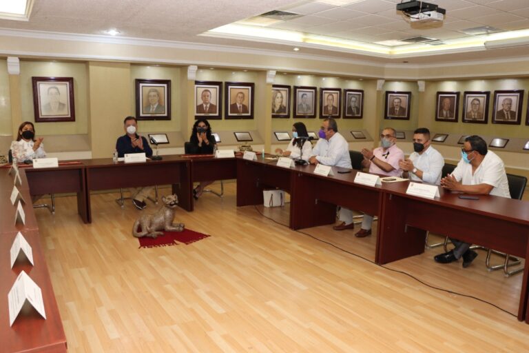 Realizan salutación juezas, jueces y administrativos de Chiapa, Cintalapa y Villaflores