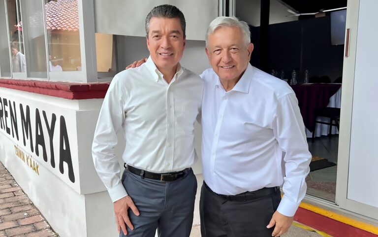 Acompaña Rutilio Escandón al presidente AMLO en la visita de supervisión en el Tramo 1 del Tren Maya