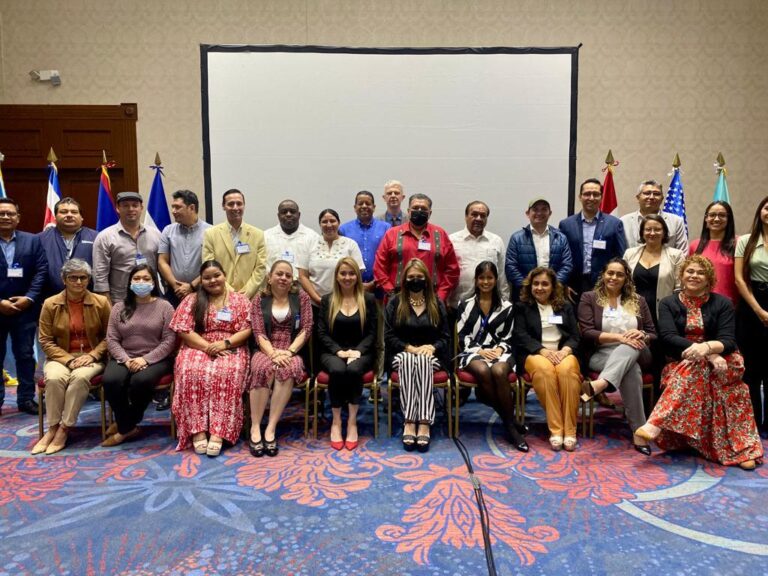 PARTICIPA ALCALDESA ROSY URBINA EN SEMINARIO “FORTALECIMIENTO DE CAPACIDADES DE GOBIERNOS LOCALES” EN LA REPÚBLICA DE EL SALVADOR