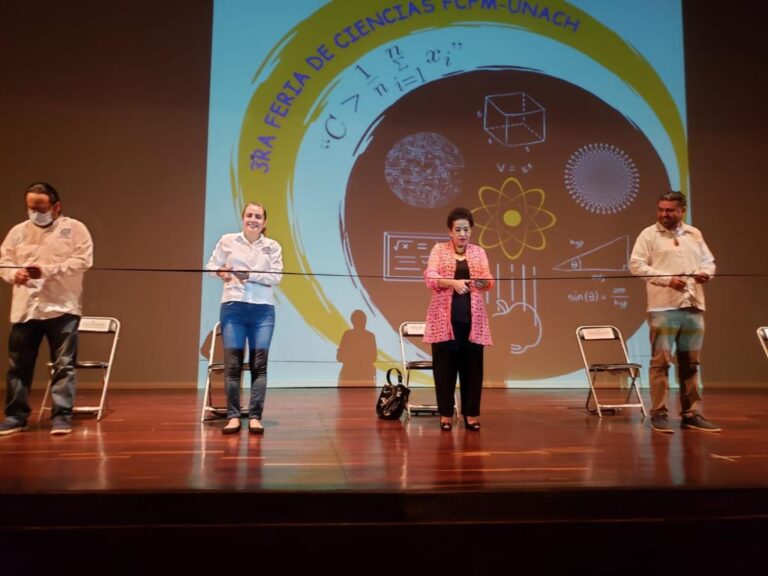 Realizó UNACH con éxito la 3ª. Feria de Ciencias