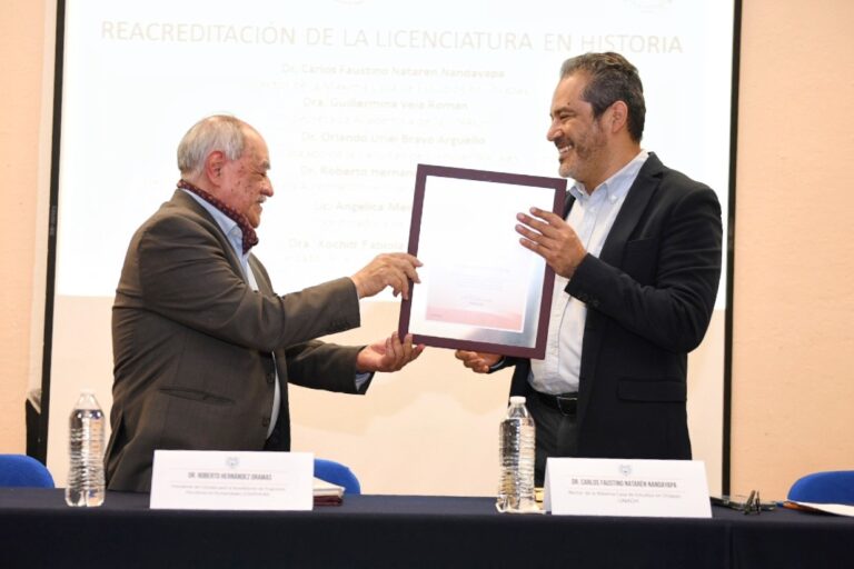 Otorgan reacreditación nacional a la Licenciatura en Historia que imparte la UNACH