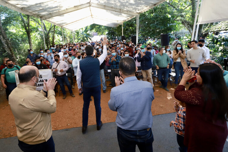 Rutilio Escandón inaugura modernización del camino San Fernando-Colonia Cuauhtémoc