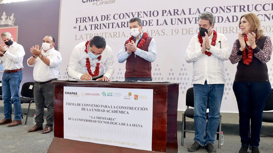 En La Trinitaria, Rutilio Escandón atestigua convenio para la nueva Unidad Académica de la UTS