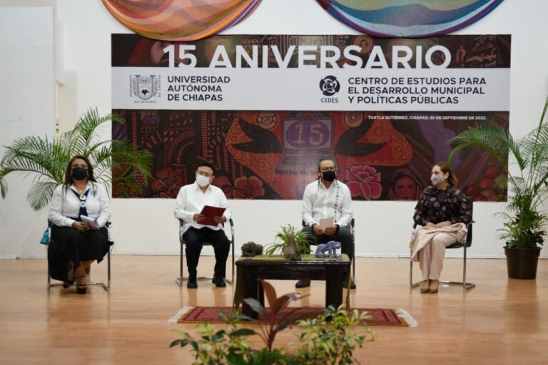 Celebran 15 años de  creación  del Centro de Estudios para el Desarrollo Municipal y Políticas Públicas de la UNACH