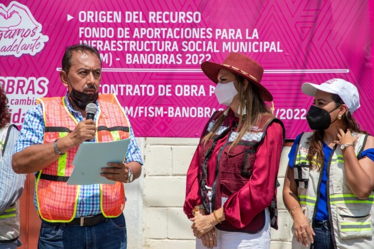 LOS TAPACHULTECOS DEBEN CONFIAR EN SU GOBIERNO MUNICIPAL, PORQUE TRABAJAMOS PARA USTEDES: ROSY URBINA